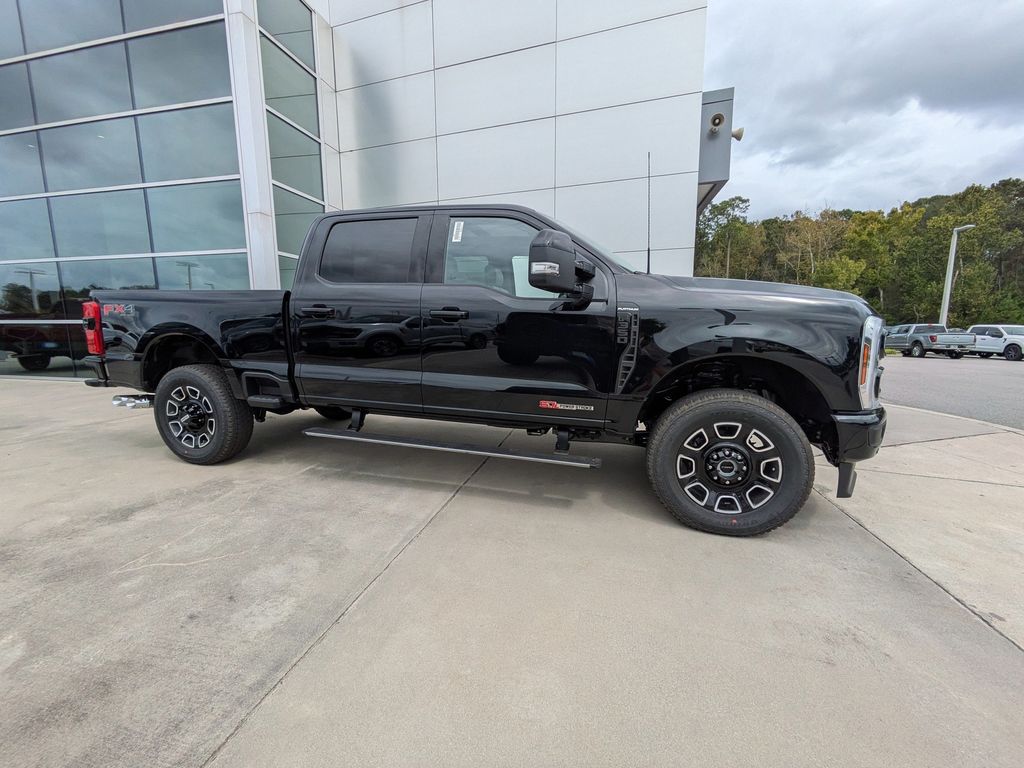 2026 Ford Super Duty F-350 SRW Platinum