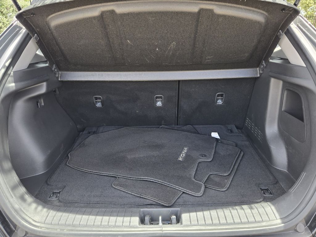 2023 Hyundai Kona - $19,599
