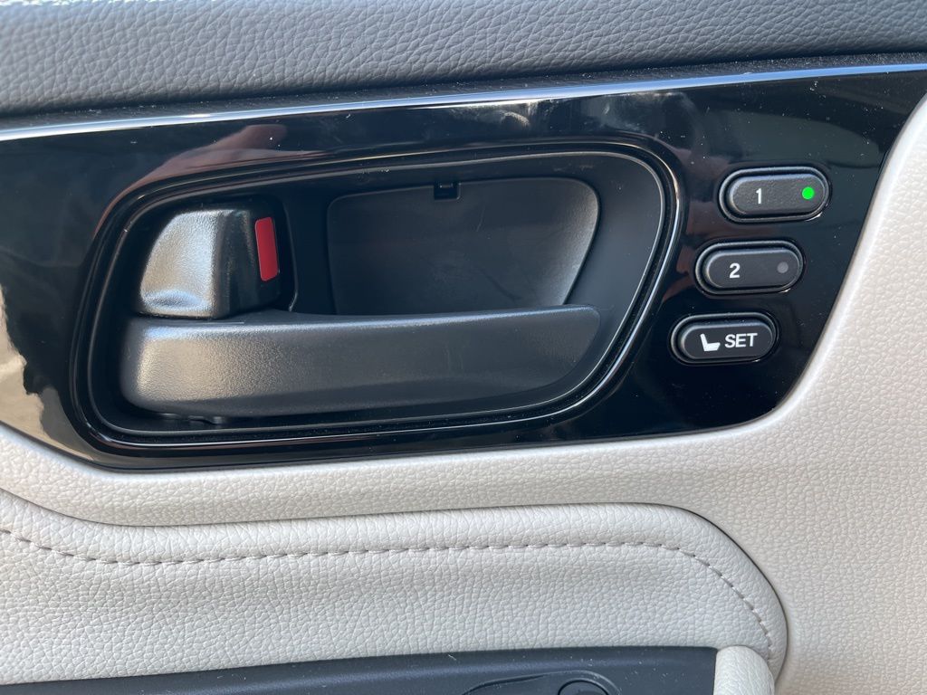 Thumbnail: 2026 Honda Odyssey - 12