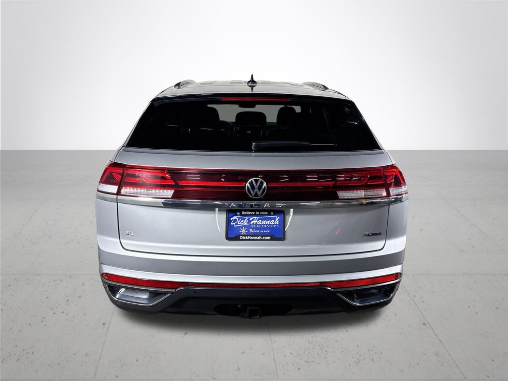 2025 Volkswagen Atlas Cross Sport 2.0T SE w/Technology