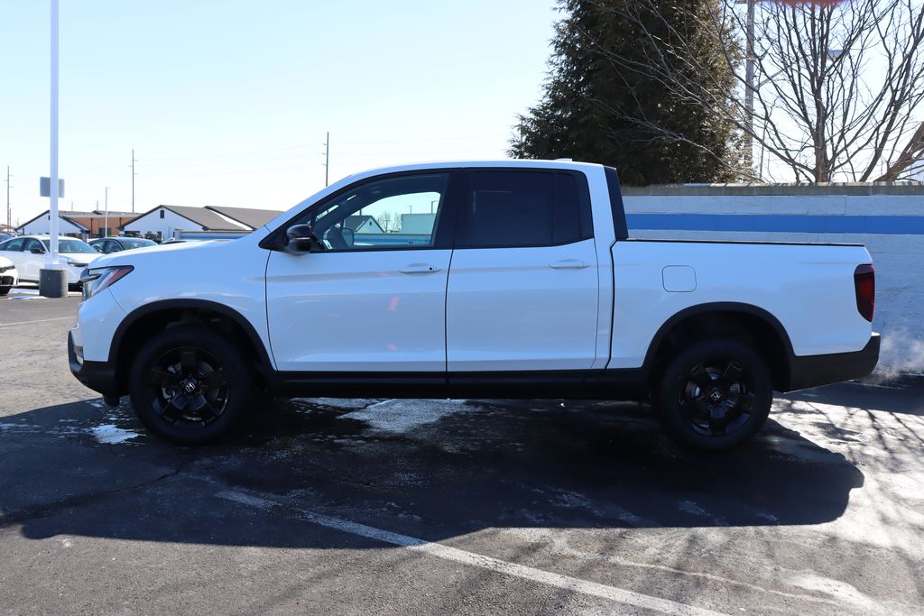 Thumbnail: 2025 Honda Ridgeline - 2
