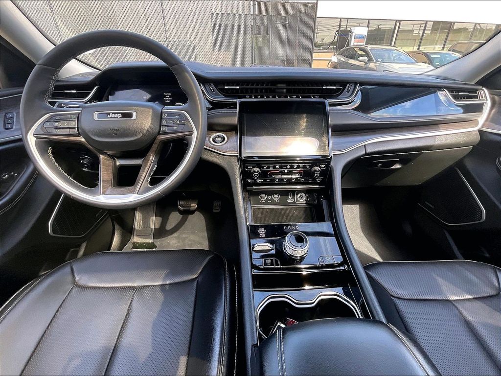 2023 Jeep Grand Cherokee — photo 21