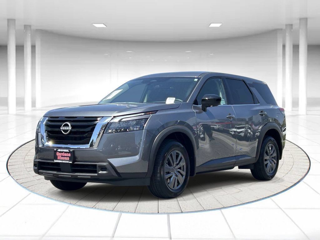 2025 Nissan Pathfinder S