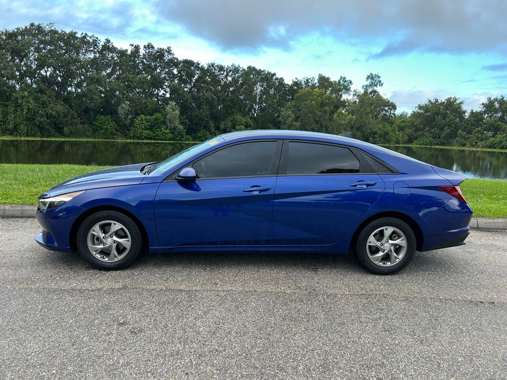 Thumbnail: 2021 Hyundai Elantra - 2