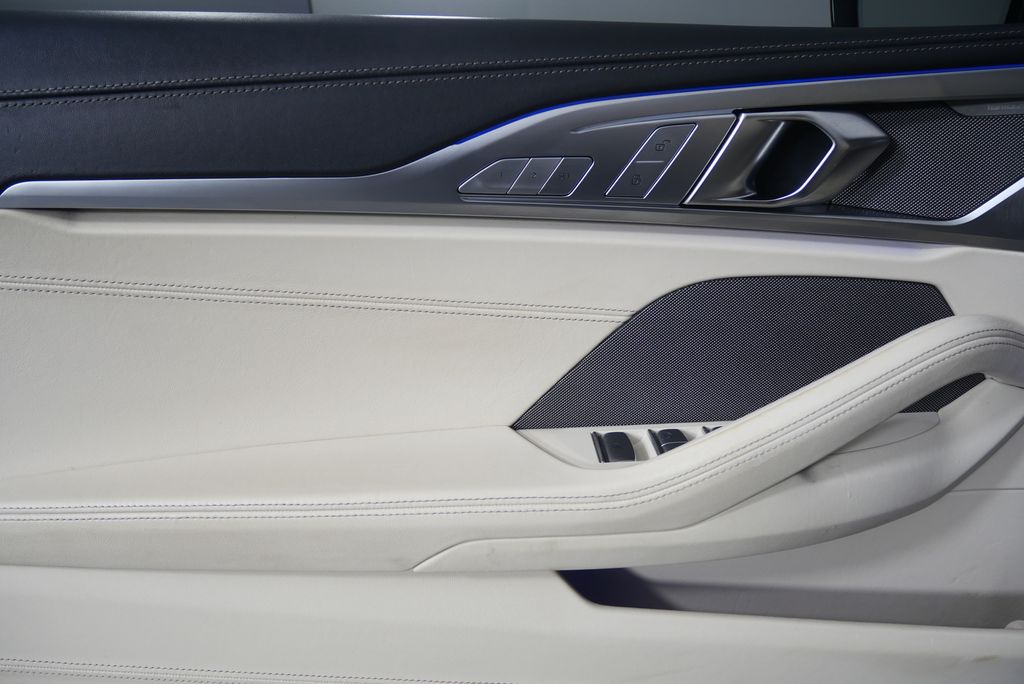 Thumbnail: 2023 BMW 8 Series - 9