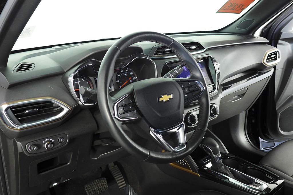 Thumbnail: 2023 Chevrolet TrailBlazer - 30