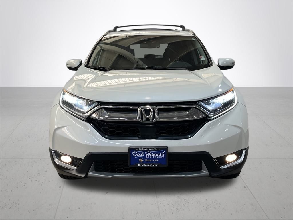 2017 Honda CR-V Touring photo 3