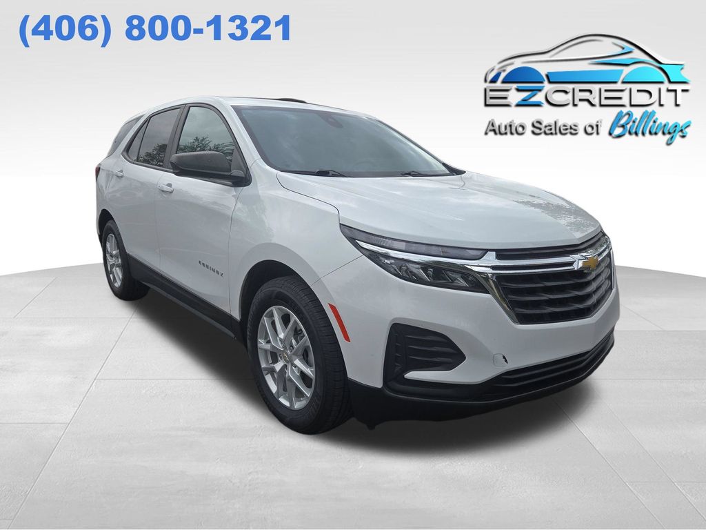Summit White 2022 Chevrolet Equinox SUV / Crossover Front-Wheel Drive 6-Speed Automatic Overdrive