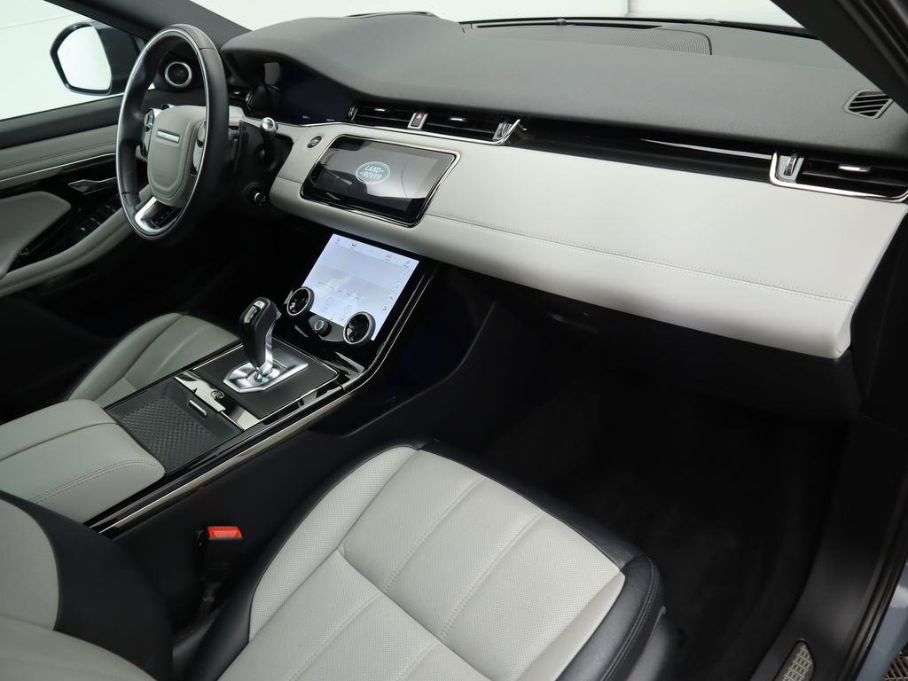 Thumbnail: 2020 Land Rover Range Rover Evoque - 17