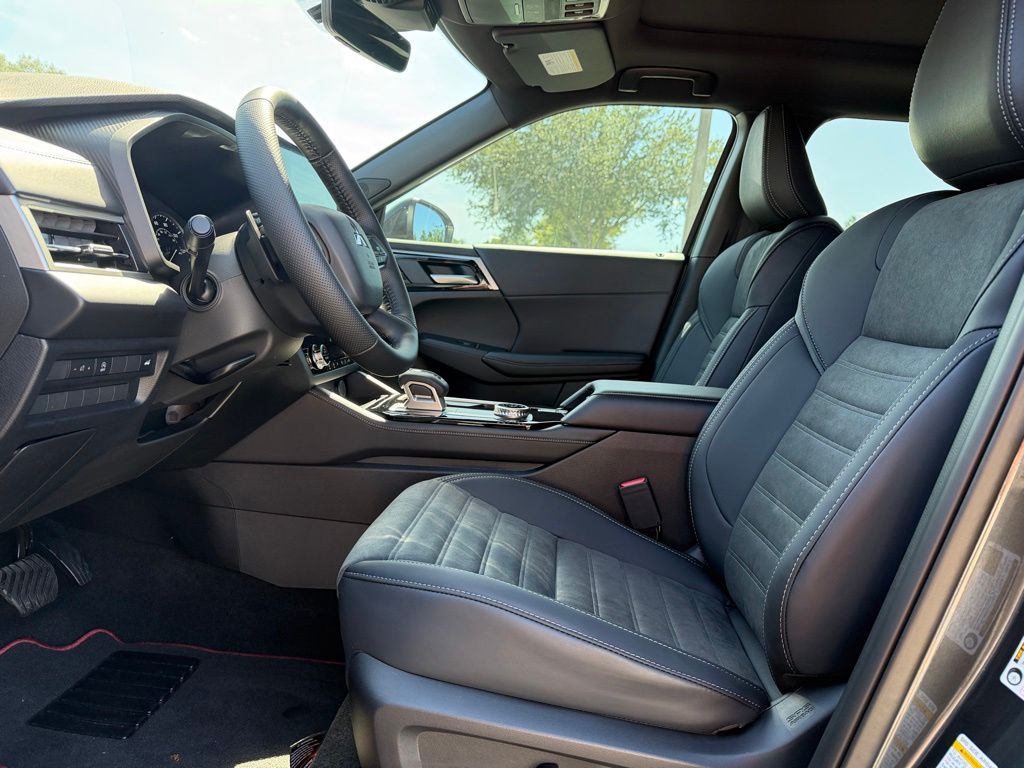 New 2026 Mitsubishi Outlander SUV