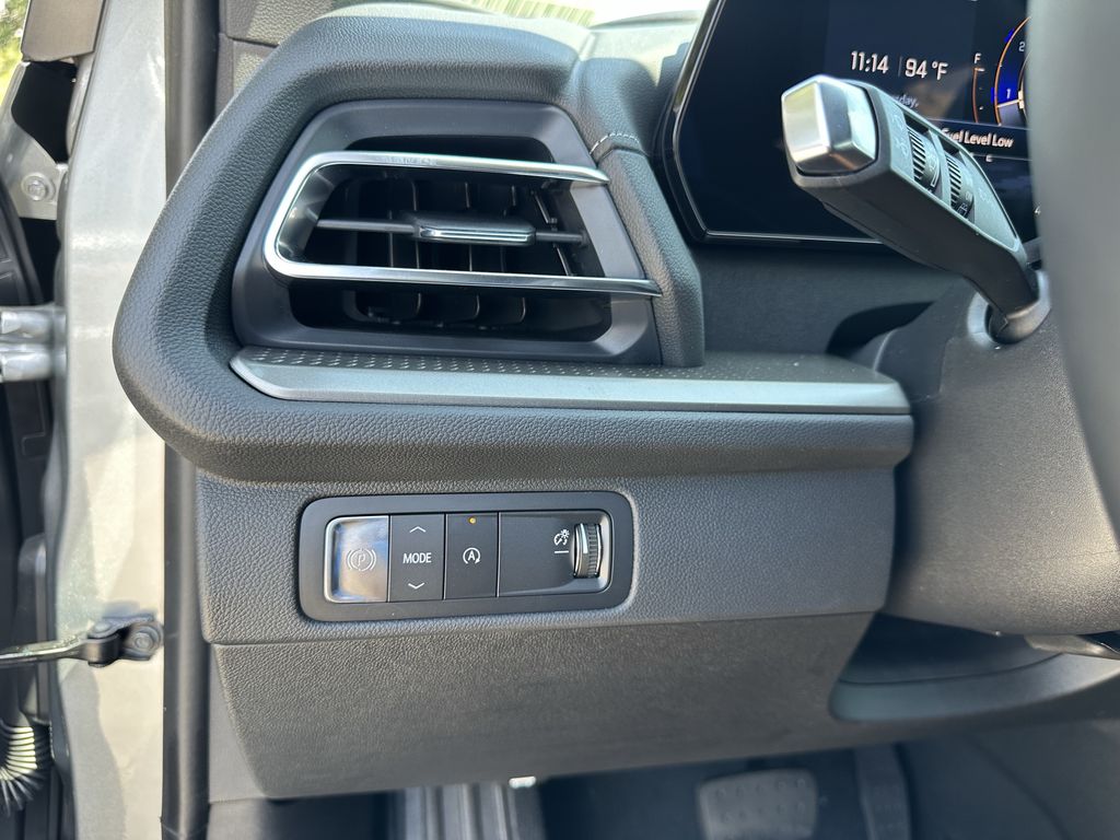 new 2026 Chevrolet Traverse car, priced at $38,295