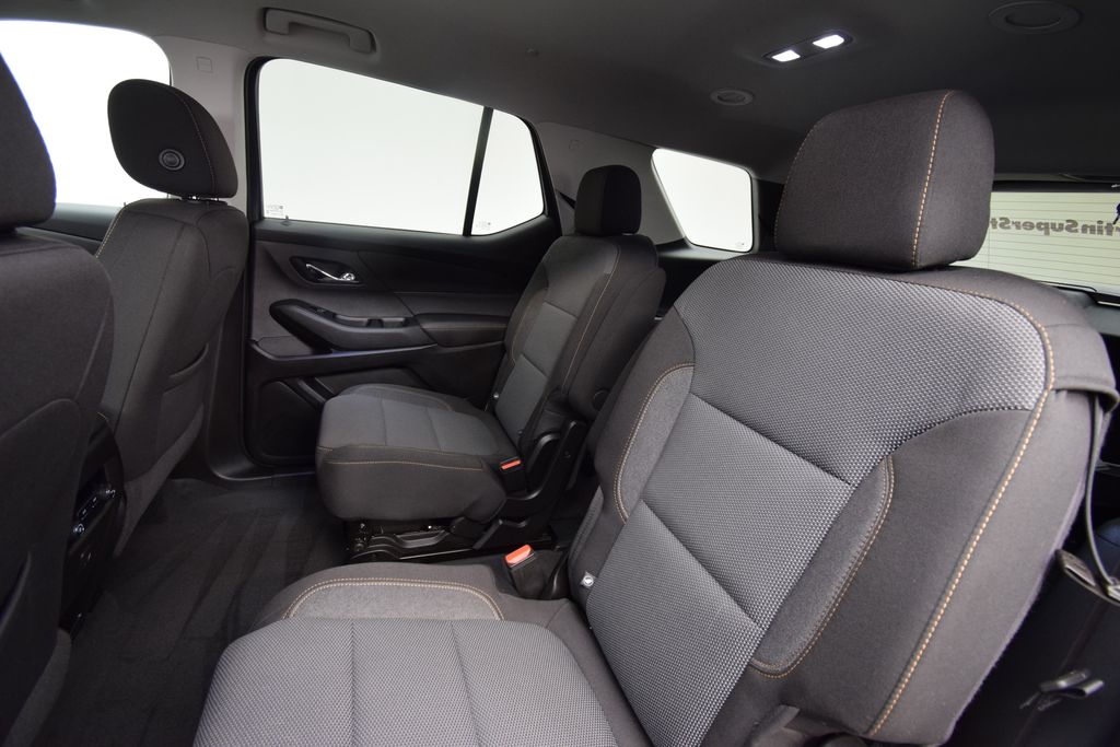 used 2020 Chevrolet Traverse car, priced at $20,000