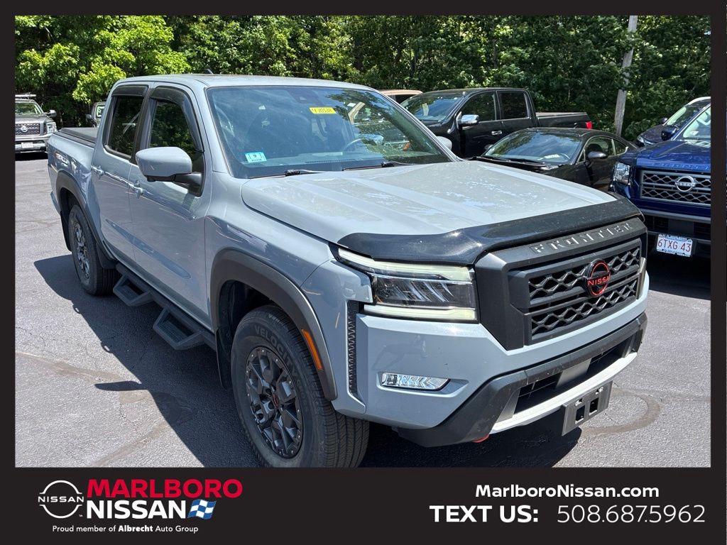 Boulder Gray Pearl 2024 Nissan Frontier Pickup Truck Four-Wheel Drive 9-Speed Automatic Overdrive
