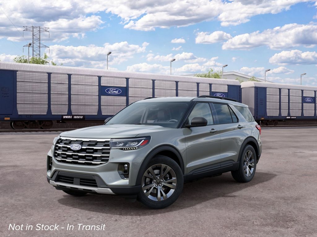 New 2027 White Ford 4DR 4WD ACTIVE image 2