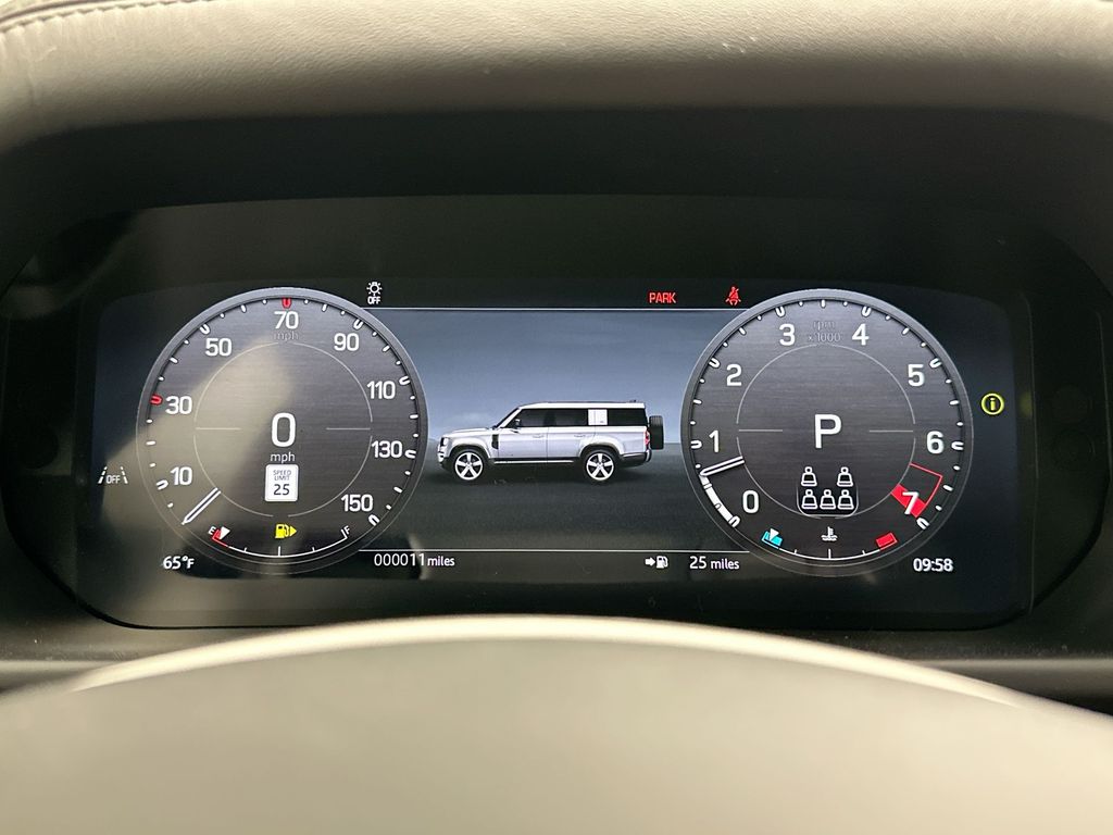 2025 Land Rover Defender 130 16