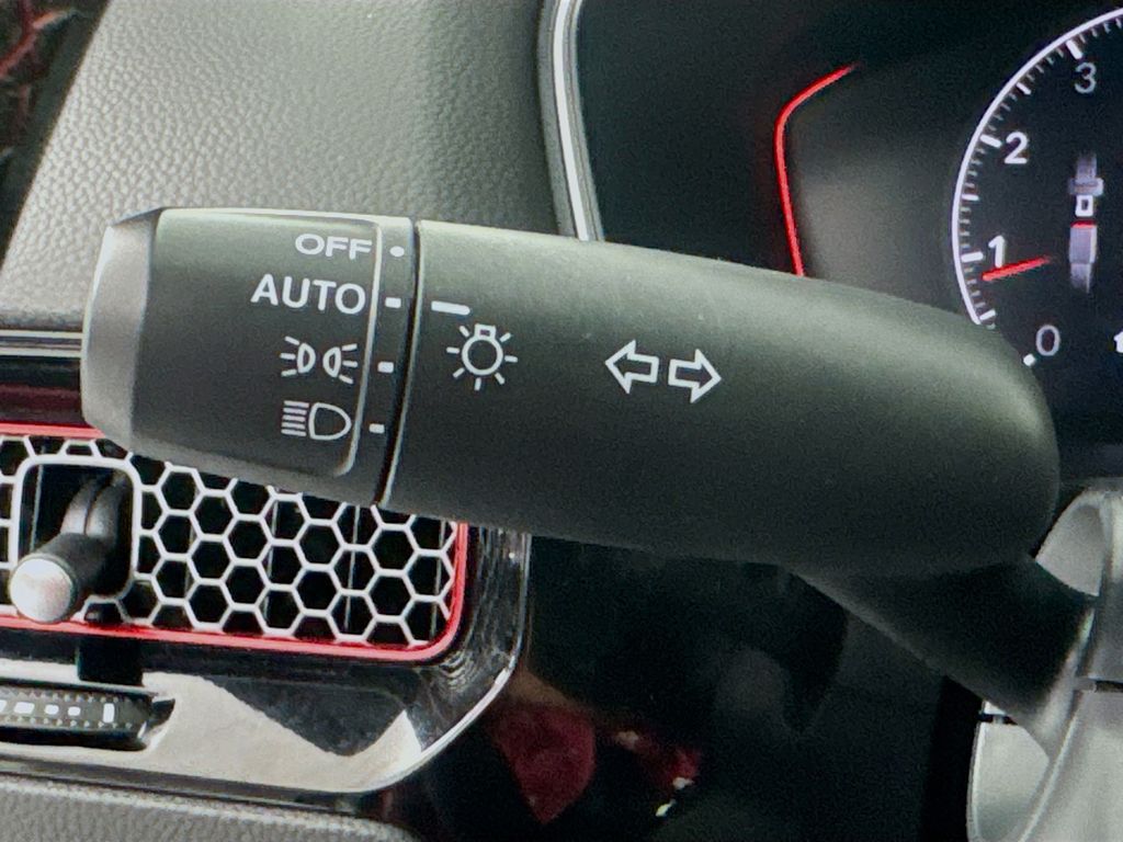 2022 Honda Civic Si photo