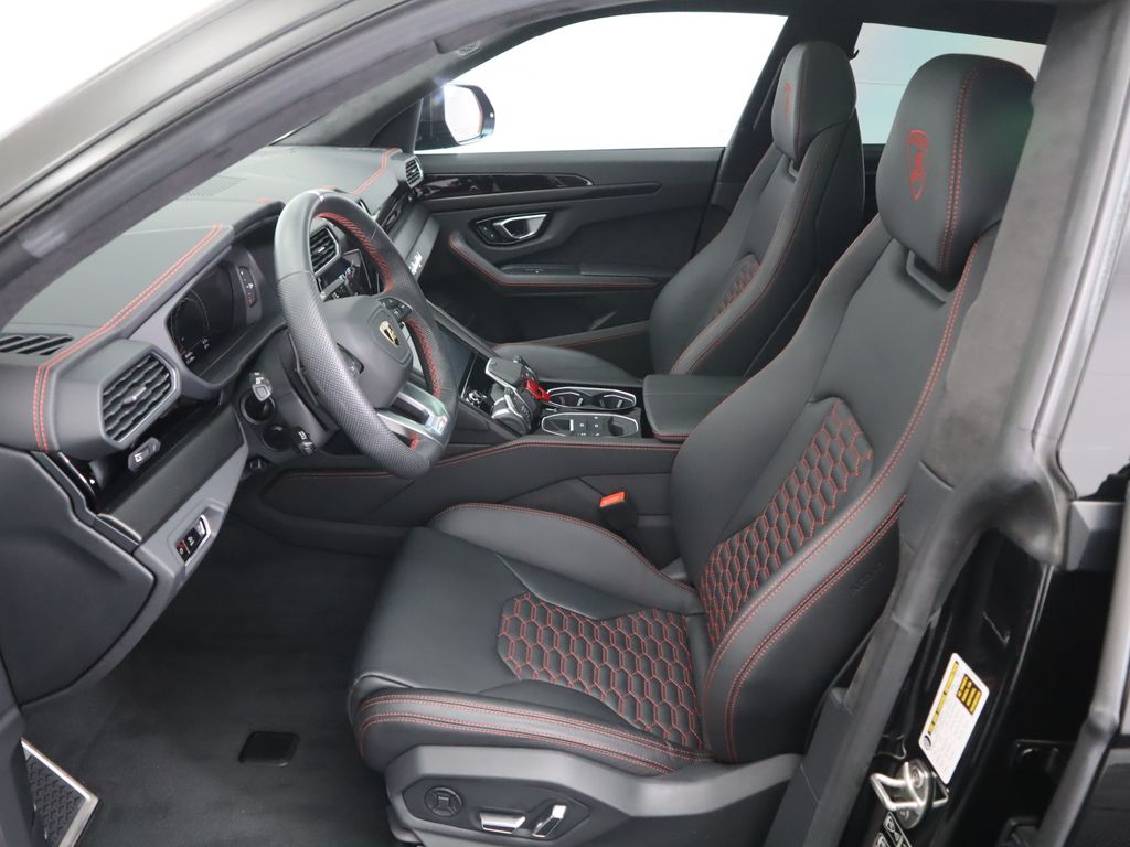 Thumbnail: 2024 Lamborghini Urus - 20