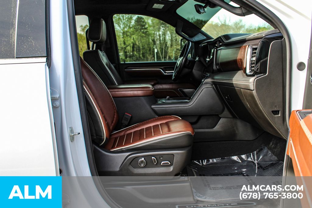 Used 2024 White GMC Denali Ultimate image 19