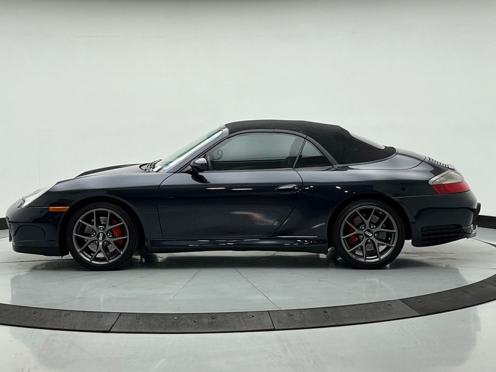 Thumbnail: 2004 Porsche 911 - 2