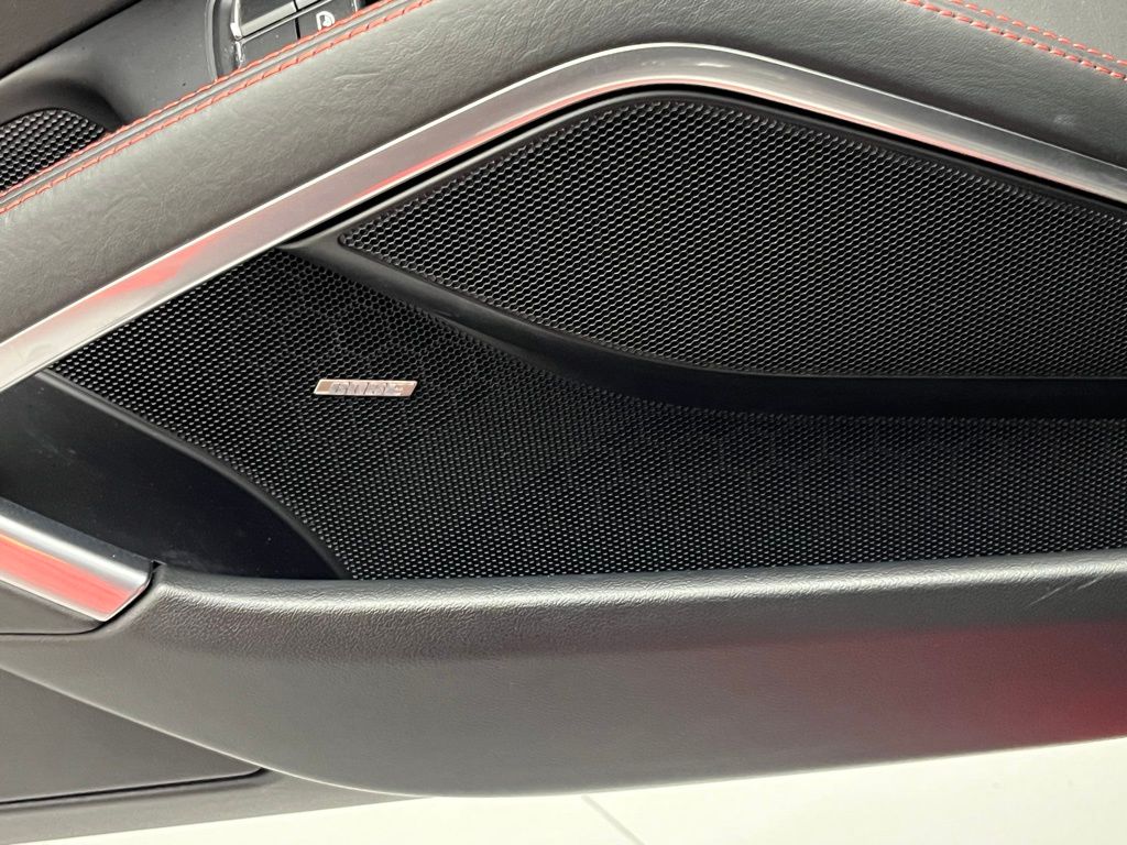 Thumbnail: 2018 Porsche 911 - 25