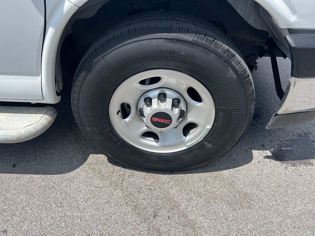 Used 2025 GMC Savana 2500 Van