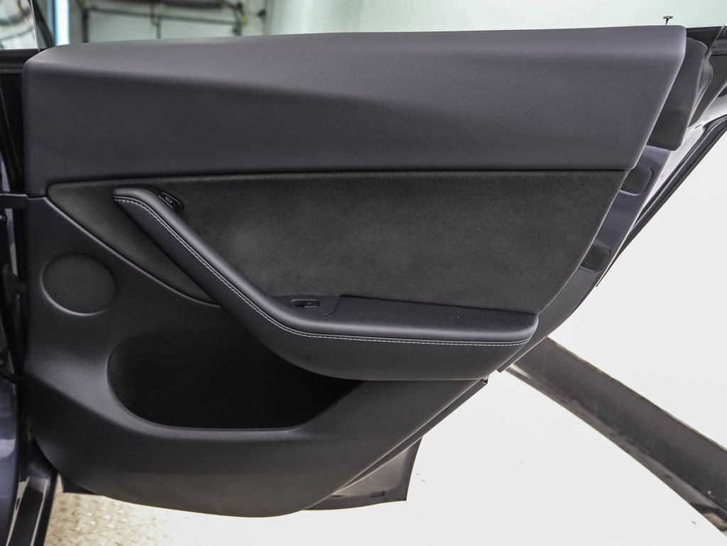 Thumbnail: 2021 Tesla Model Y - 23