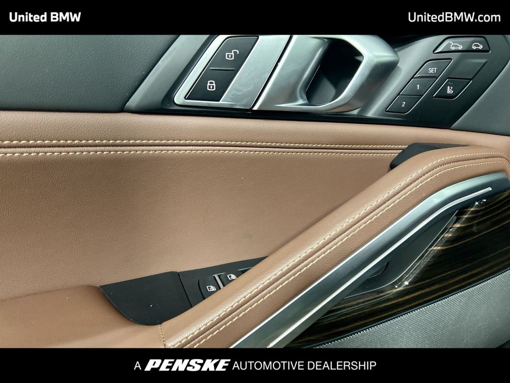 Thumbnail: 2025 BMW X6 - 11