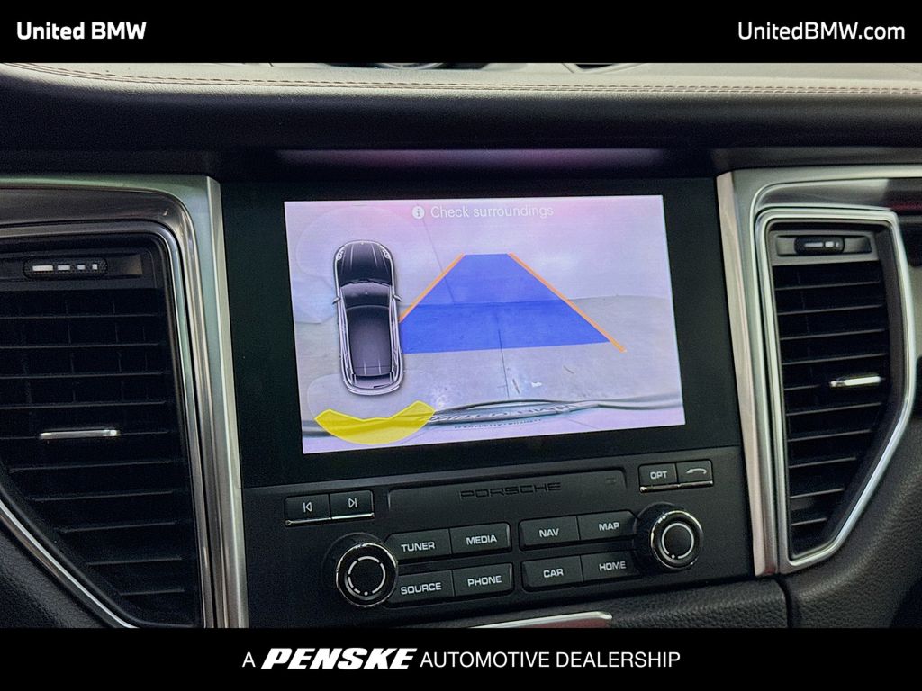 Thumbnail: 2018 Porsche Macan - 9