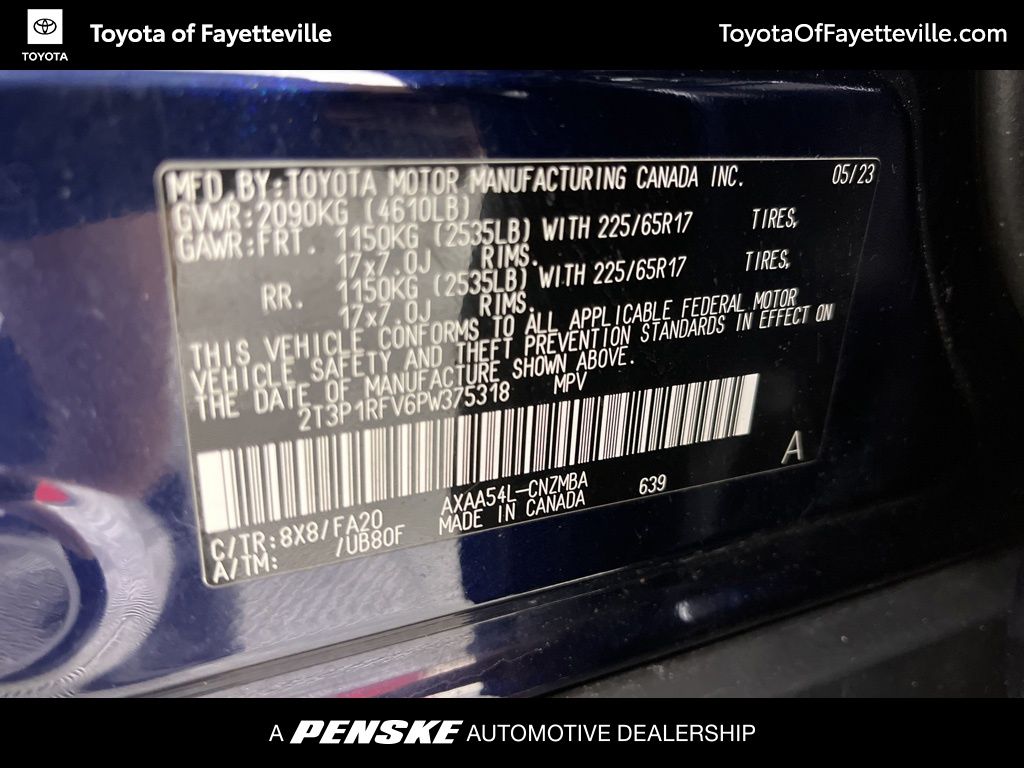 2023 Toyota RAV4 XLE 23