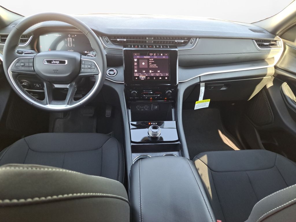 New Car 2025 Jeep Grand Cherokee  For Sale Under $35,000 In Austin, Texas