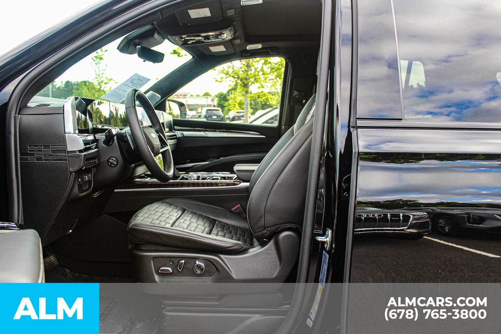 Used 2026 Black Cadillac Platinum Sport image 16