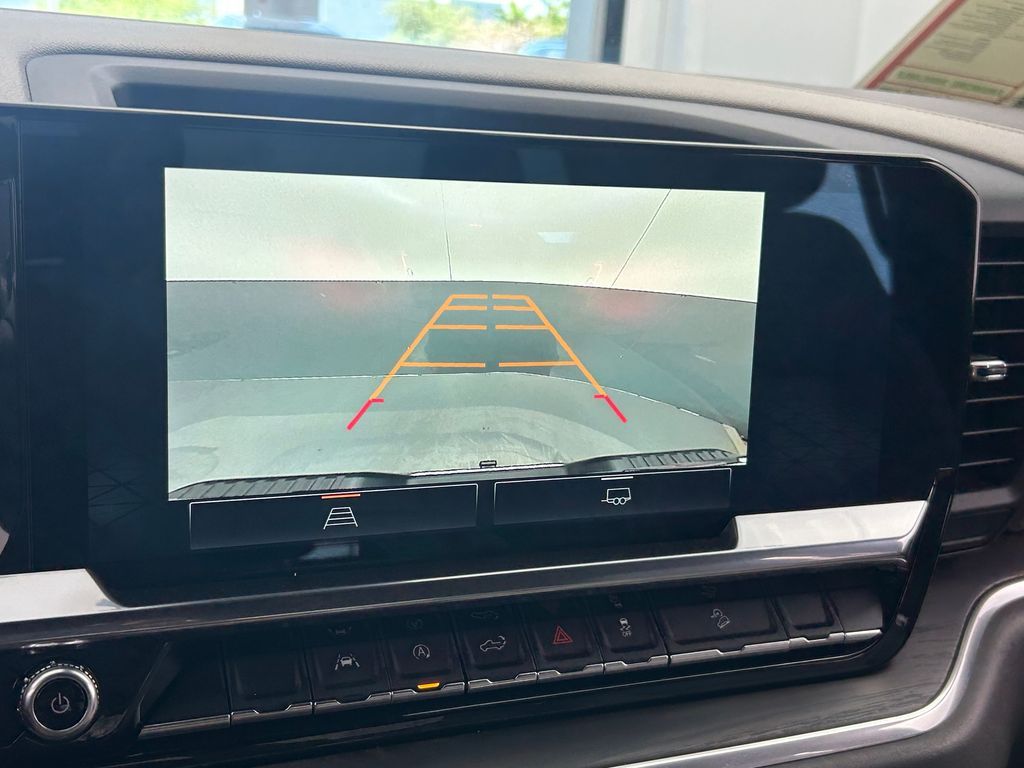 Used 2022 Onyx Black GMC SLT image 18