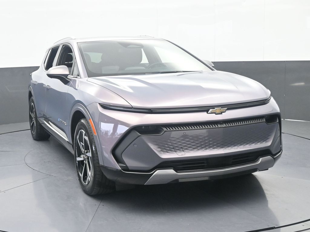 Used 2024 Galaxy Gray Metallic Chevrolet LT image 9