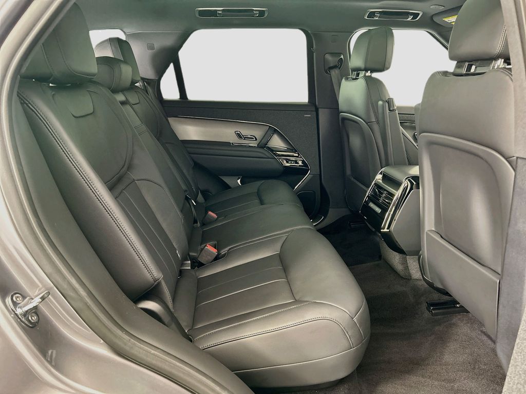 Used 2025 Gray Land Rover S image 21
