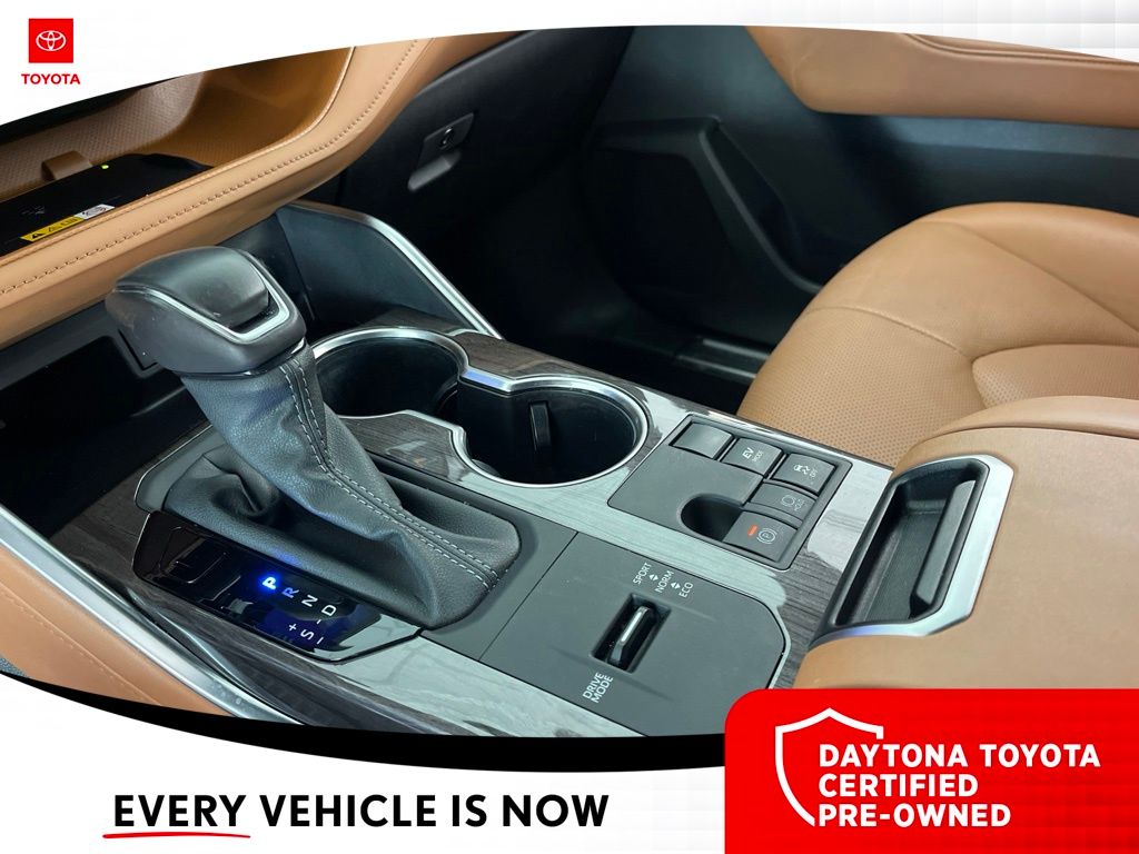 Used 2023 Toyota Highlander Hybrid SUV