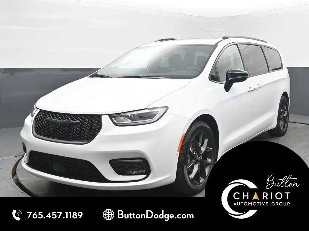 2025 Chrysler Pacifica Limited FWD