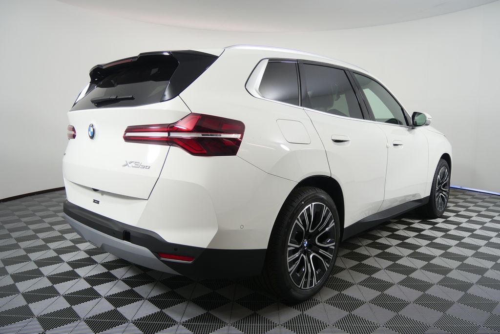 Thumbnail: 2026 BMW X3 - 3