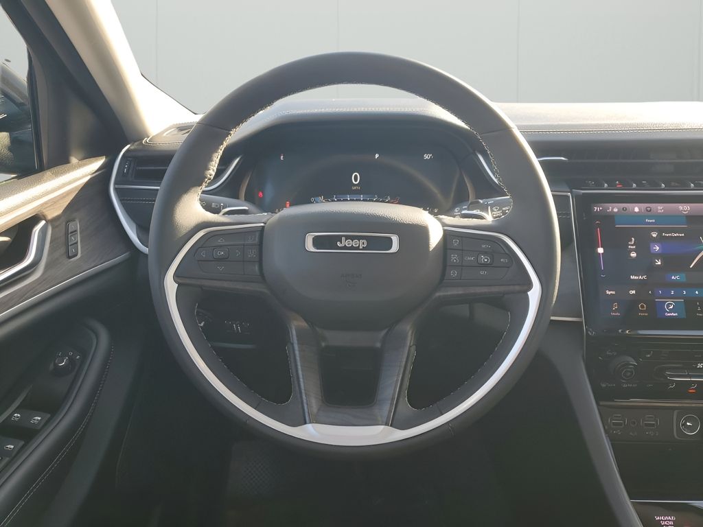 Used Car 2023 Jeep Grand Cherokee L  Limited For Sale Under $30,000 In Austin, Texas