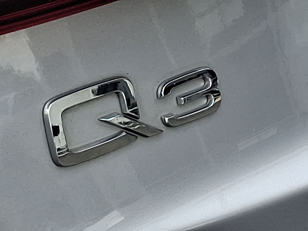 2016 Audi Q3 Prestige 31