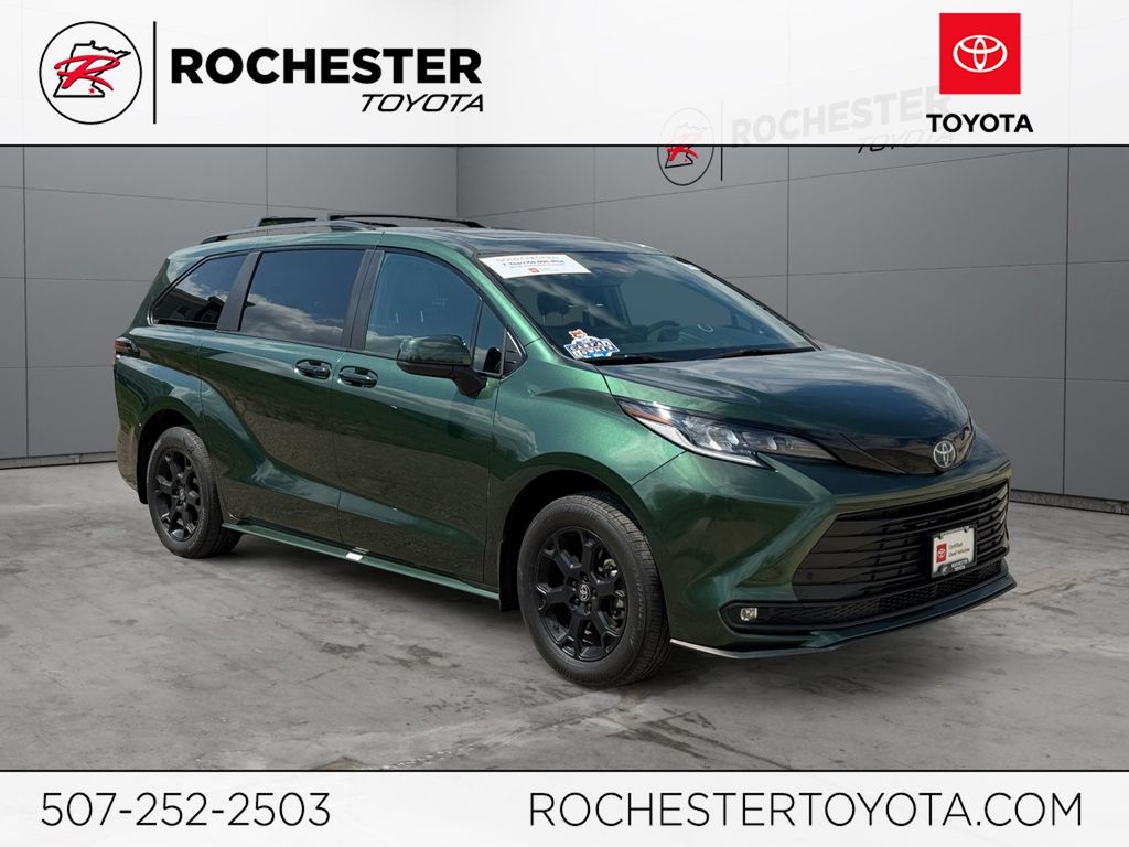  2025 Toyota Sienna Woodland Edition 7-Passenger AWD   