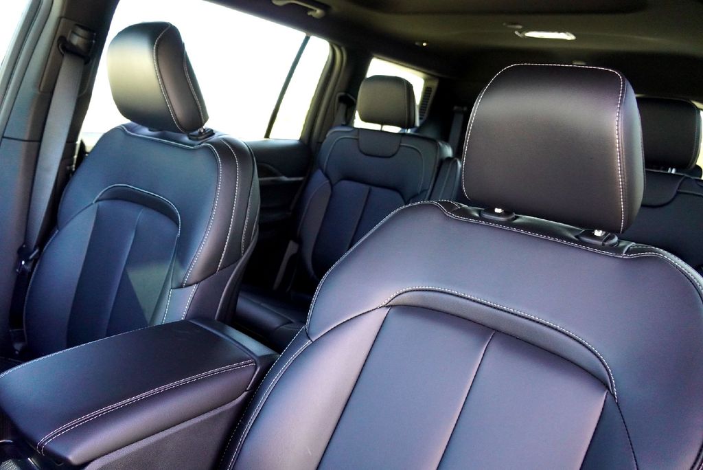 New Car 2025 Jeep Grand Cherokee L  Limited For Sale Under $50,000 In Taylor, Texas