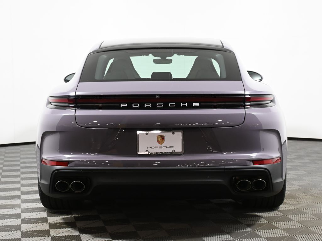 2025 Porsche Panamera  6