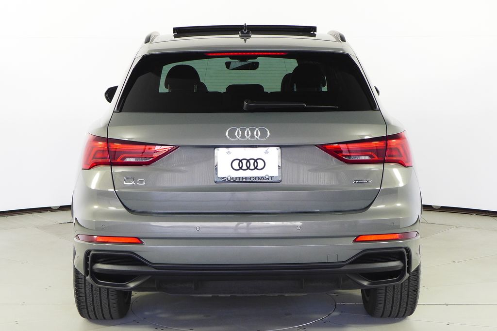 Thumbnail: 2025 Audi Q3 - 8
