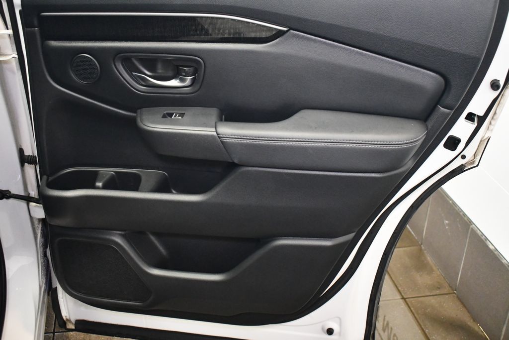 Thumbnail: 2023 Honda Pilot - 30