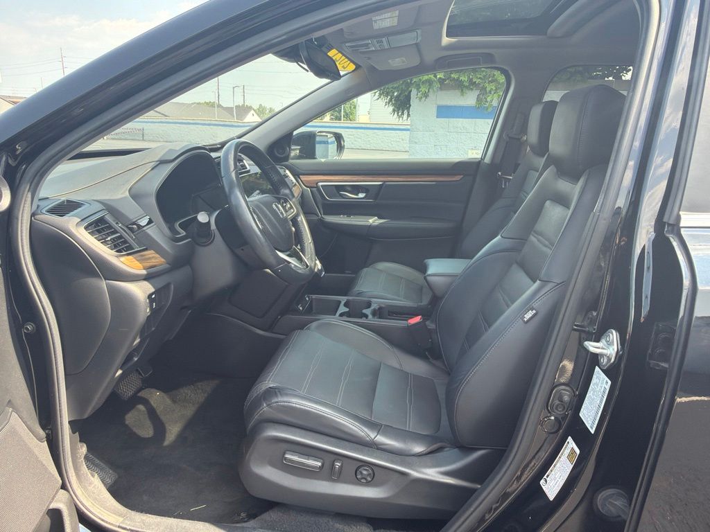 Thumbnail: 2021 Honda CR-V - 17