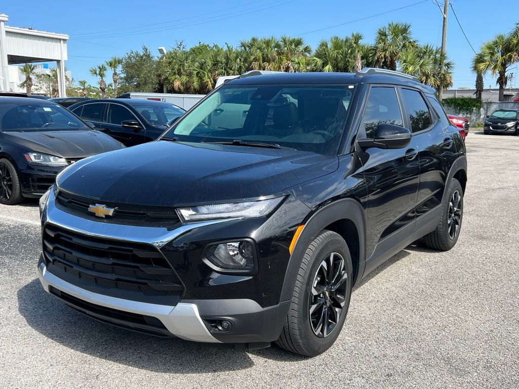 2021 Chevrolet TrailBlazer LT 2