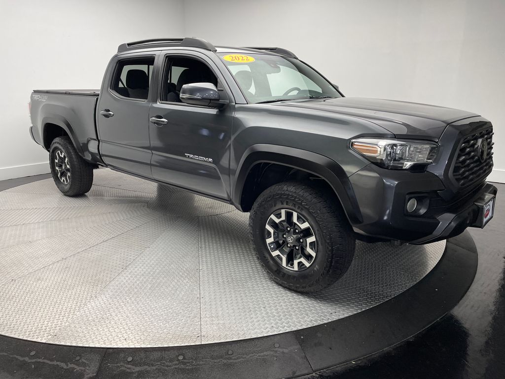 Thumbnail: 2022 Toyota Tacoma - 3
