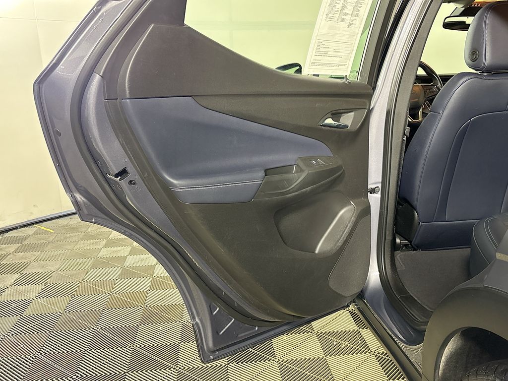 2022 Chevrolet Bolt EUV LT