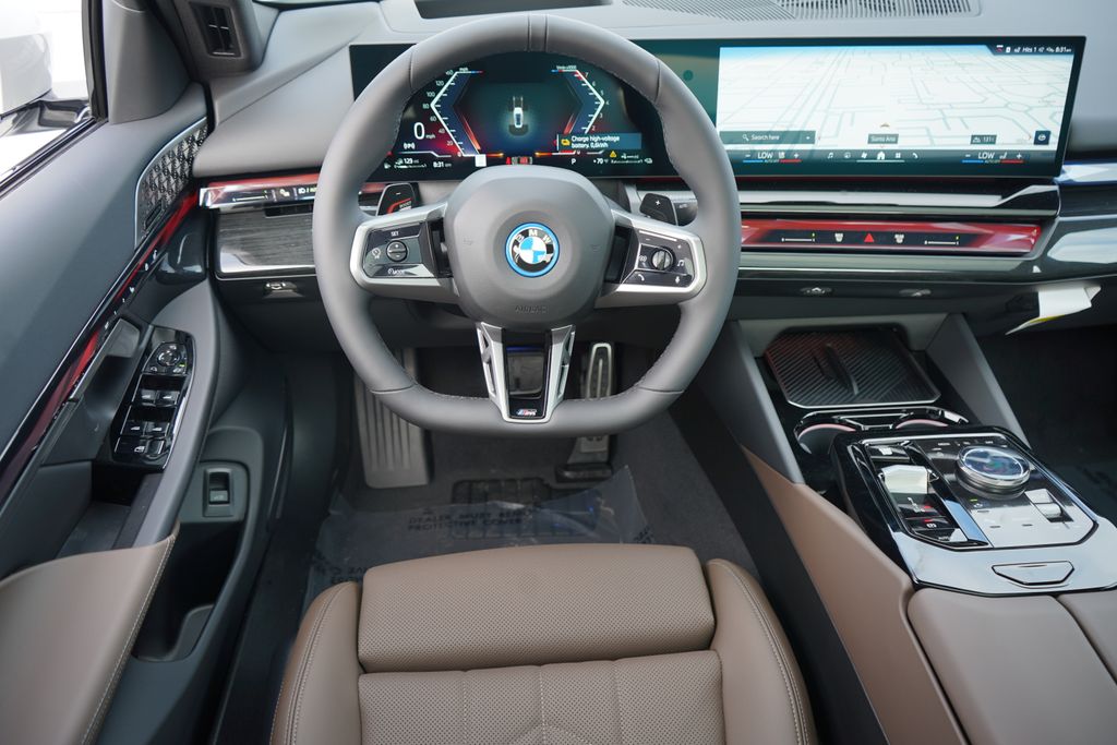 Thumbnail: 2026 BMW 5 Series - 15