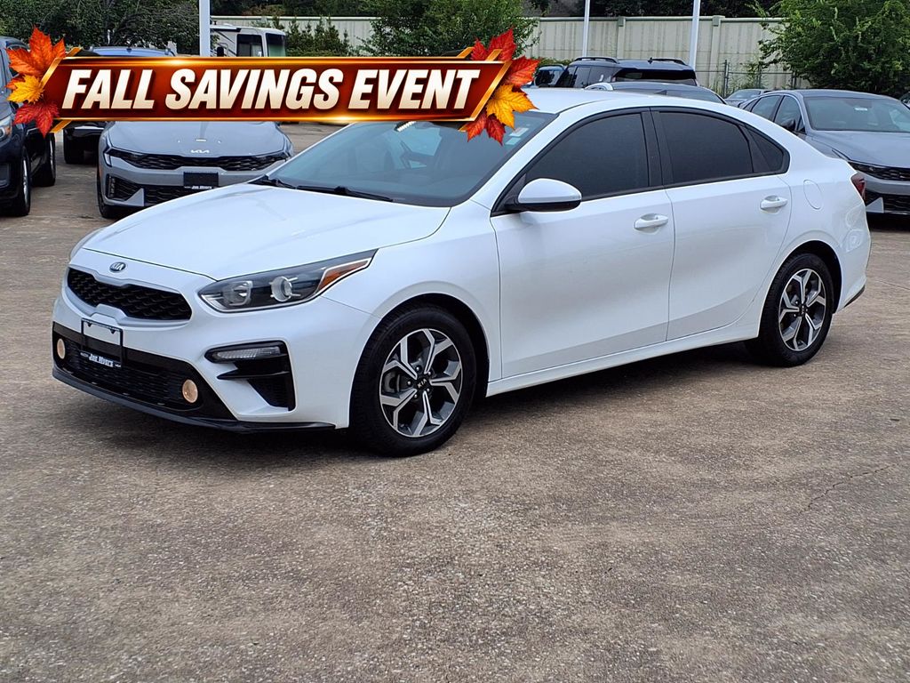 2021 Kia Forte LXS White at Community Toyota